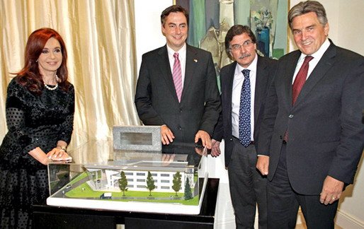 Ferdinand Porsche institut Argentina.jpg, 60 KB