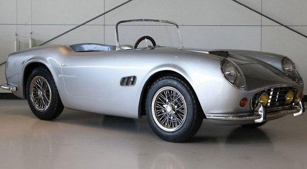 Ferrari_California 11.jpg, 47 KB
