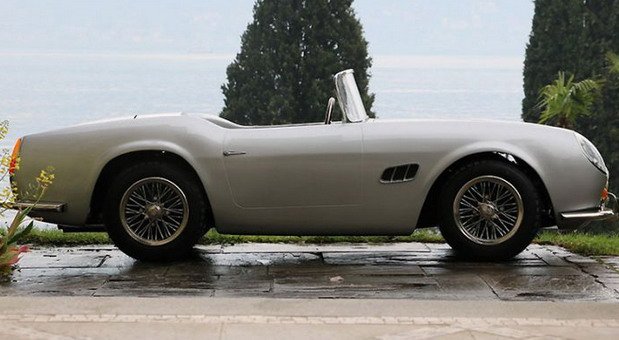 Ferrari_California 1111.jpg, 57 KB