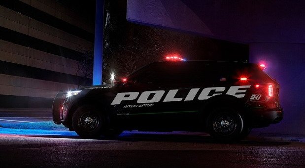 Ford-Police-Interceptor 11.jpg, 46 KB