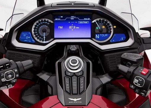 Honda-Gold-Wing-6.jpg, 71 KB