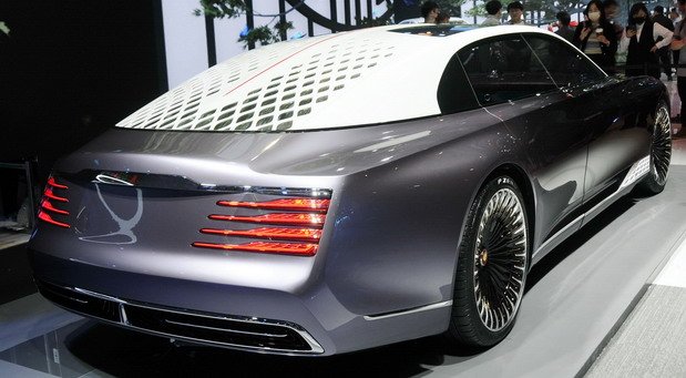 Hongqi L 111.jpg, 67 KB