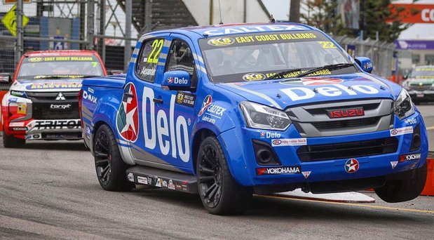 ISUZU_D-Max_SuperUtes.jpg, 105 KB