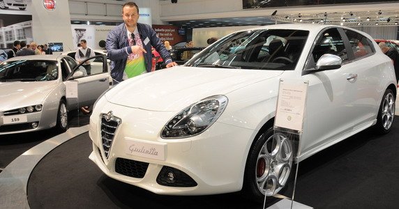 Ivan Ivanovic i Alfa Romeo Giulietta.jpg, 59 KB