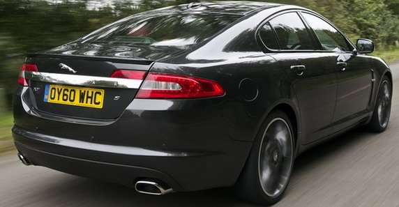 Jaguar XF Black Pack 1.jpg, 50 KB
