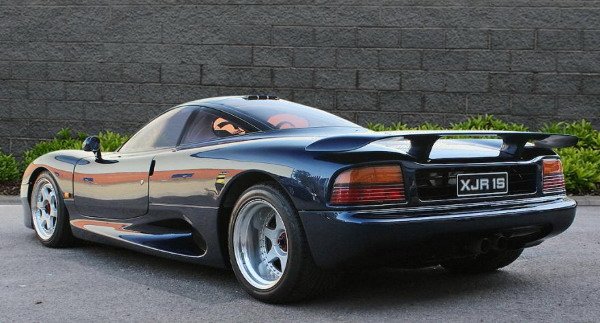 Jaguar-XJR-15 11.jpg, 70 KB