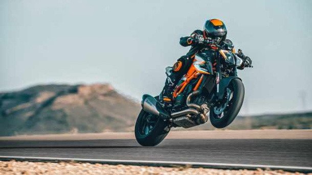 KTM-1290-SUPER-DUKE-RR-4.jpg, 45 KB