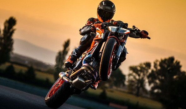 KTM-1290-Super-Duke-R-EVO-2.jpg, 53 KB