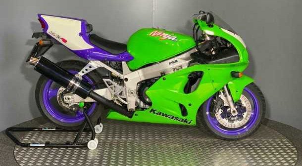 Kawasaki-ZX7-RR-1996-3.jpg, 73 KB