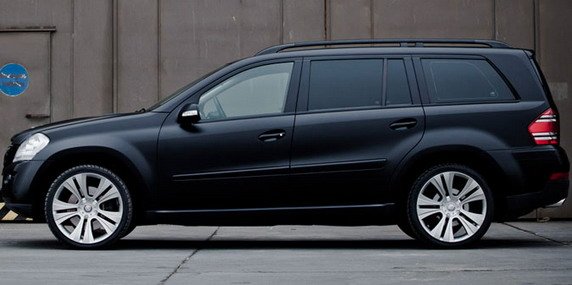 Kicherer Mercedes GL 11.jpg, 39 KB