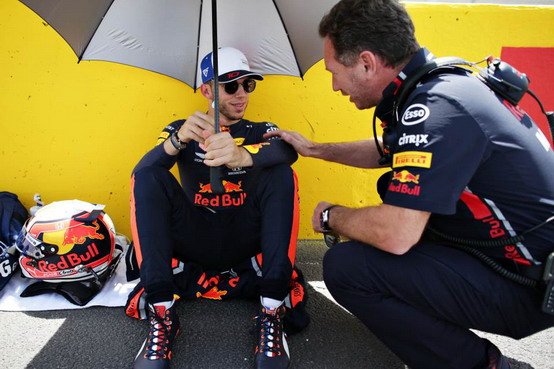 Kristijan-Horner-Pjer-Gasli.jpg, 68 KB