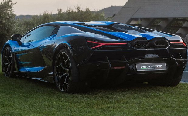Lamborghini Revuelto 711.jpg, 68 KB