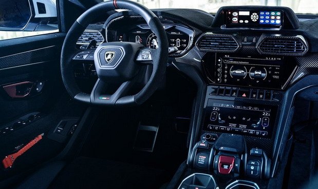 Lamborghini Urus 34444.jpg, 73 KB