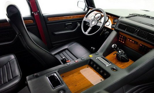 Lamborghini-LM002 11111.jpg, 53 KB