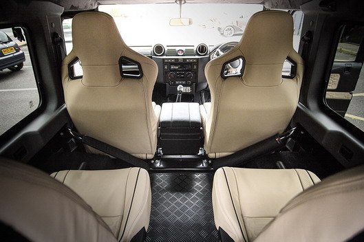 LandRoverDefender-4.jpg, 65 KB