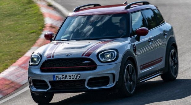 MINI-John-Cooper-Works 1.jpg, 64 KB