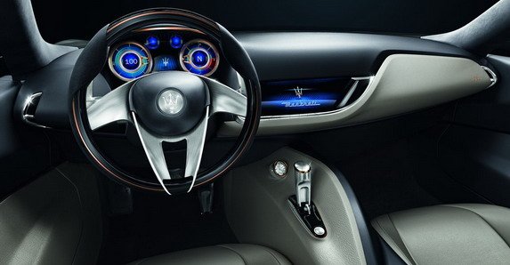 Maserati Alfieri 221.jpg, 41 KB