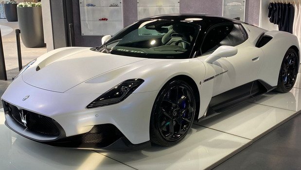 Maserati MC20 1.jpg, 69 KB
