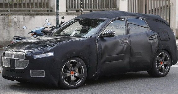 Maserati-levante.jpg, 58 KB