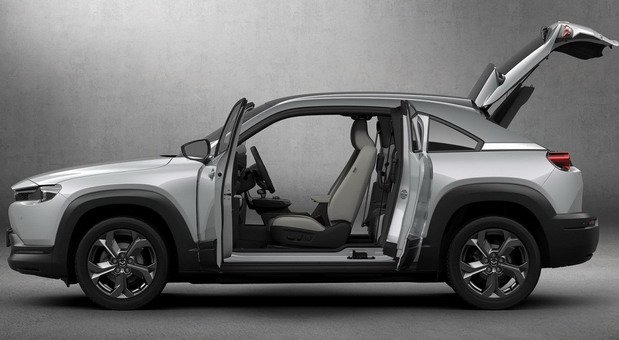 Mazda-MX-30 33.jpg, 49 KB