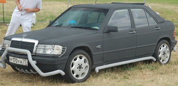 Mercedes E90 11.jpg, 53 KB