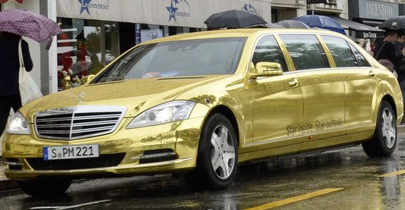 Mercedes Golden Fleet 1.jpg, 64 KB