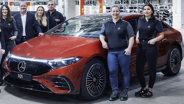 Mercedes Sindelfingen 11.jpg, 101 KB