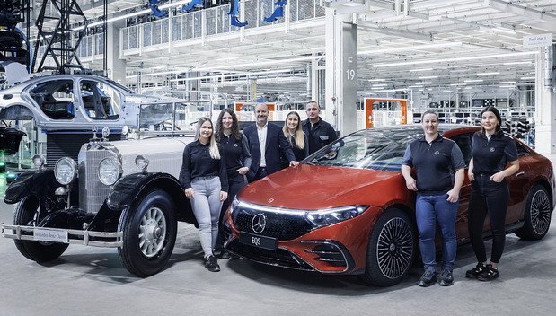 Mercedes Sindelfingen.jpg, 108 KB