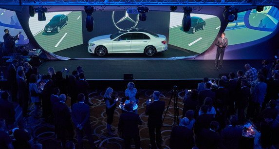 Mercedes-Benz E-Klasa - 7.jpg, 70 KB