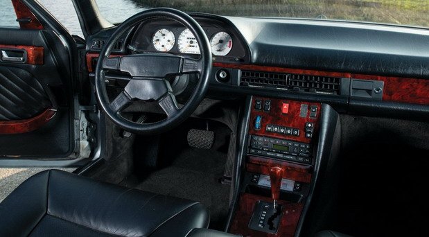 Mercedes-Benz-560 111.jpg, 61 KB