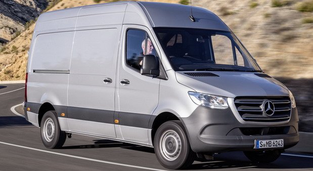 Mercedes-Sprinter 5555.jpg, 70 KB