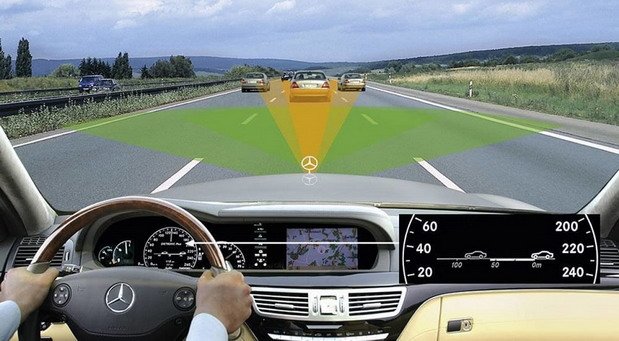 Merecedes-Auto-emergency-braking.jpg, 69 KB