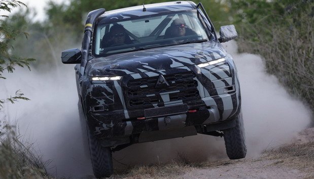 Mitsubishi Triton 56666.jpg, 62 KB