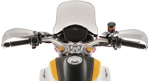 Moto-Guzzi-V85-6.jpg, 38 KB