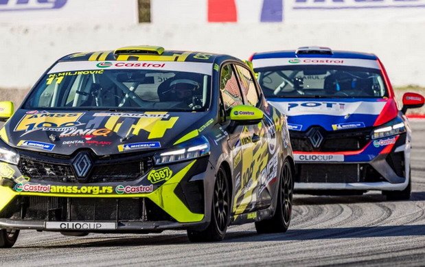 Nikola_Miljkovic_Clio Cup_Barcelona (1).jpg, 92 KB