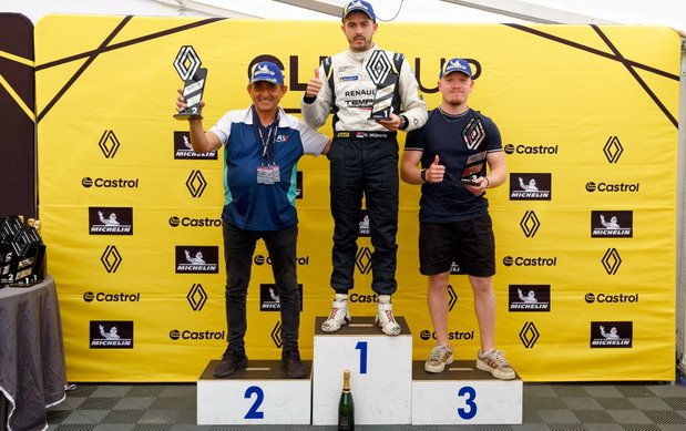 Nikola_Miljkovic_Clio Cup_Barcelona (4).jpg, 90 KB