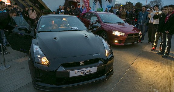 Nisan_GTR.jpg, 70 KB