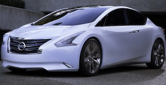Nissan Ellure 111.jpg, 49 KB