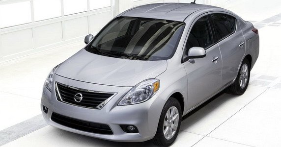 Nissan Versa 1.jpg, 43 KB