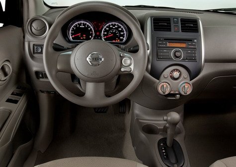 Nissan Versa 11111.jpg, 42 KB