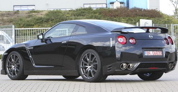 Nissan gtr 111111.jpg, 59 KB
