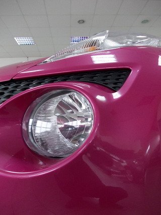 Nissan pink 1.jpg, 43 KB