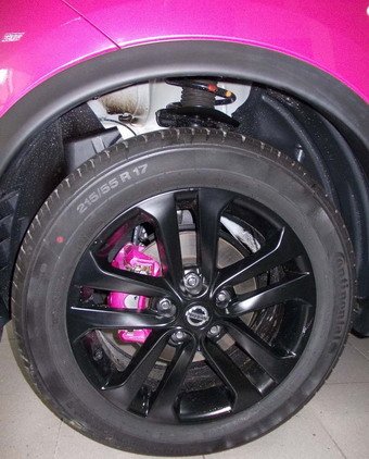 Nissan pink 11.jpg, 62 KB