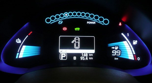 Nissan_Leaf.jpg, 40 KB