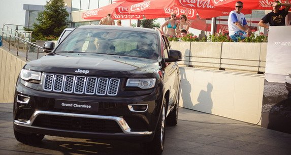 Novi Grand Cherokee Jeep.jpg, 76 KB