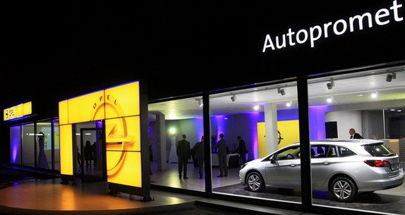 Novi salon Autoprometa.jpg, 50 KB