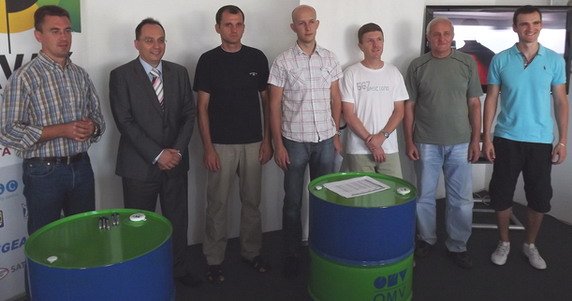 OMV Dobitnici nagrade.jpg, 53 KB