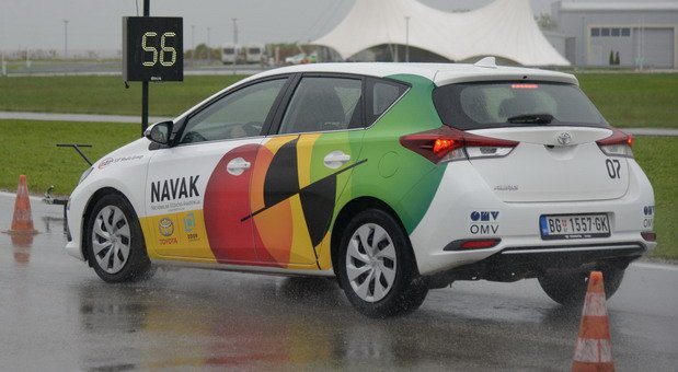 Obuka mladih vozaca u centru NAVAK (6).jpg, 56 KB