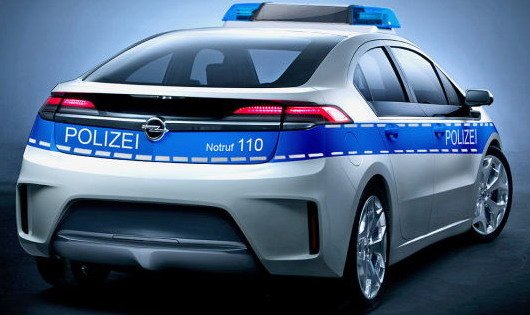 Opel Ampera Polizei 1.jpg, 49 KB