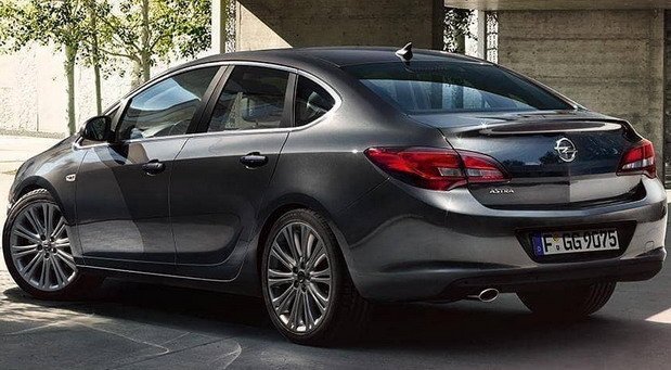 Opel Astra Sedan 2.jpg, 75 KB